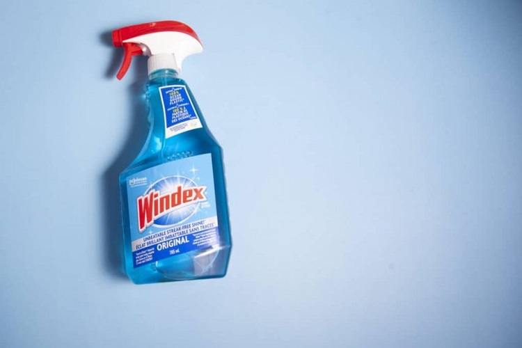 showing windex glass cleaner